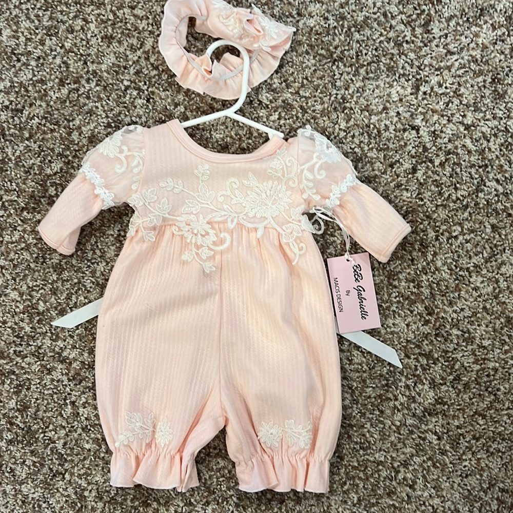 Bebe Gabrielle Pink outfit with Lace Newborn NWT